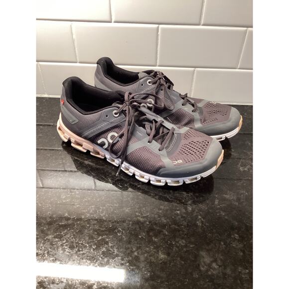 On Running Women's Cloudflow Running Sneakers Shoes Athletic Black Pink SZ W9.5 - Picture 2 of 11